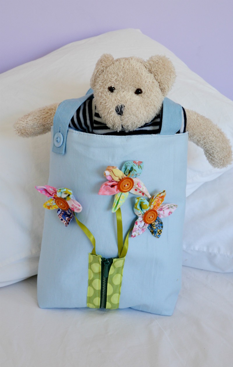 busy toddler bag with fabric scraps