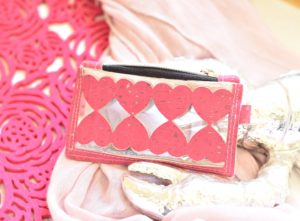 easy zipper pouch tutorial with cricut maker